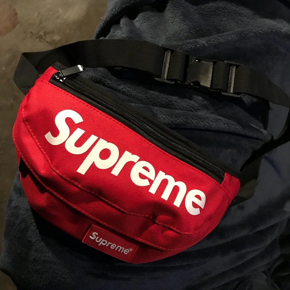 Supreme waistbag